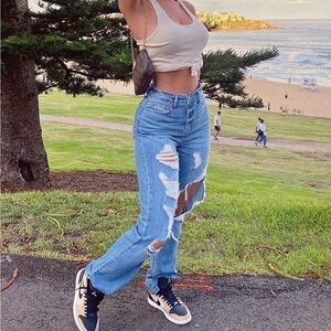 Can't Tell You Non Stretch Destroyed Jeans - Medium Blue Wash. Size 9